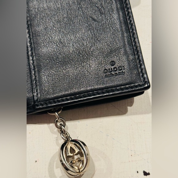 Gucci Black Embossed Wallet - Picture 5 of 10